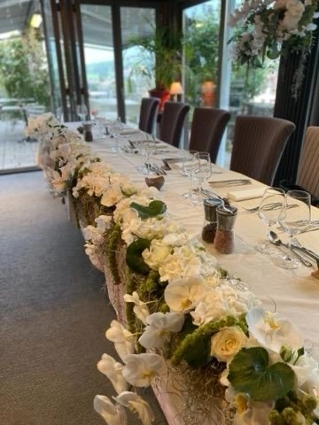 Arche florale mariage naturelle Savoie — décoration Maison Maucci Moûtiers
